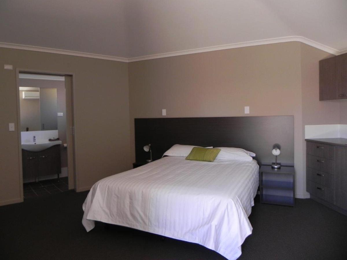 Bluestone Motor Inn Теннант-Крик Экстерьер фото