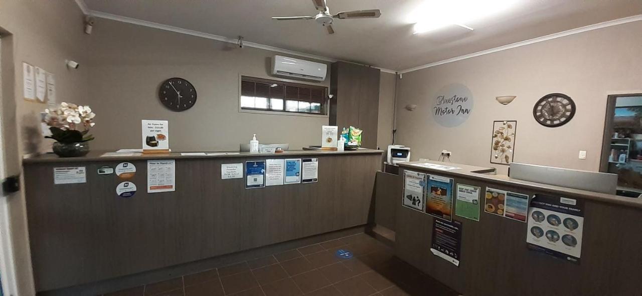 Bluestone Motor Inn Теннант-Крик Экстерьер фото